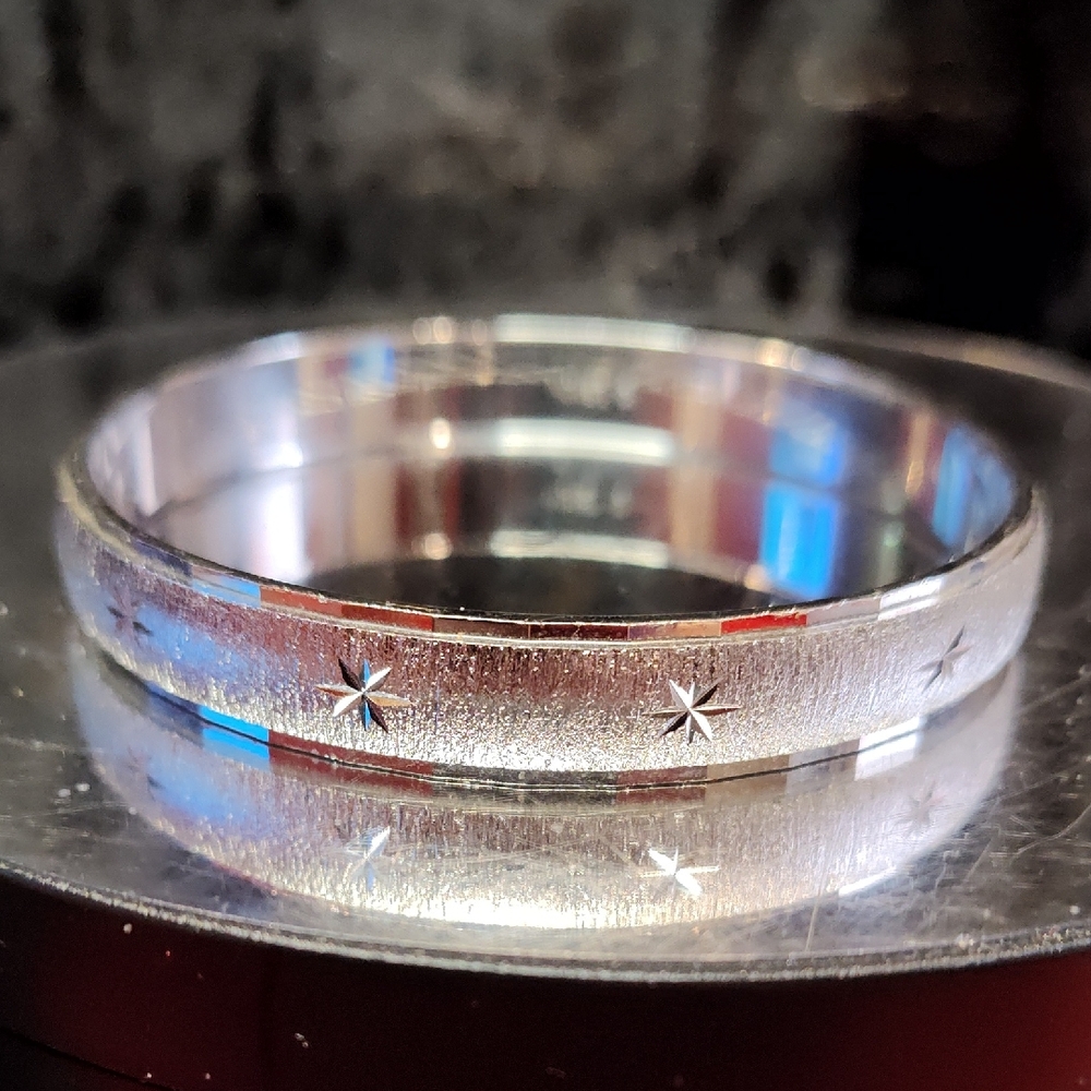 Vintage Monet Silver Tone Diamond Etched  Bracelet